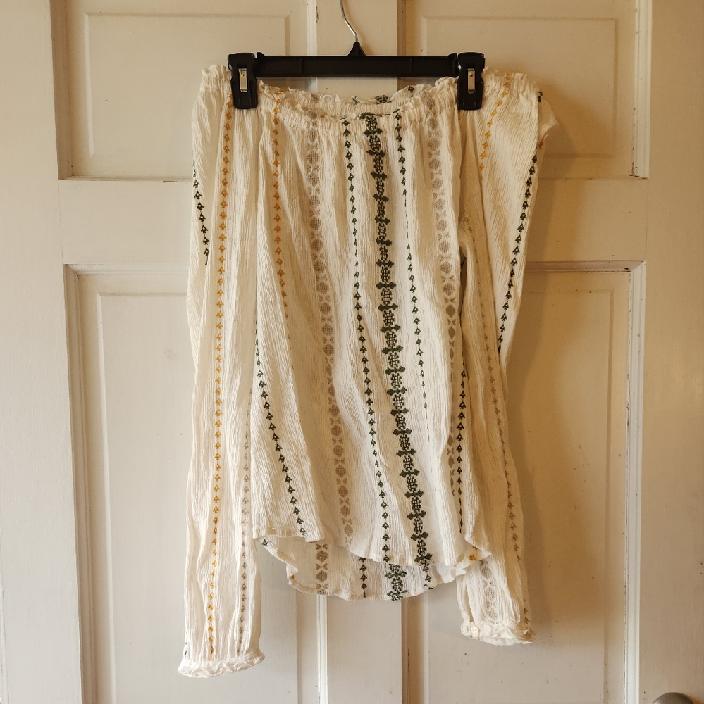 3/$20 Off the Shoulder Large Karen Kane Cotton Blouse